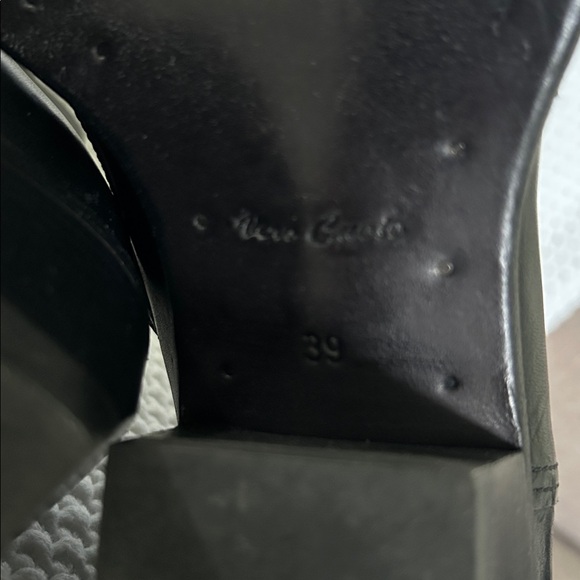  Debbie Boots Black Leather